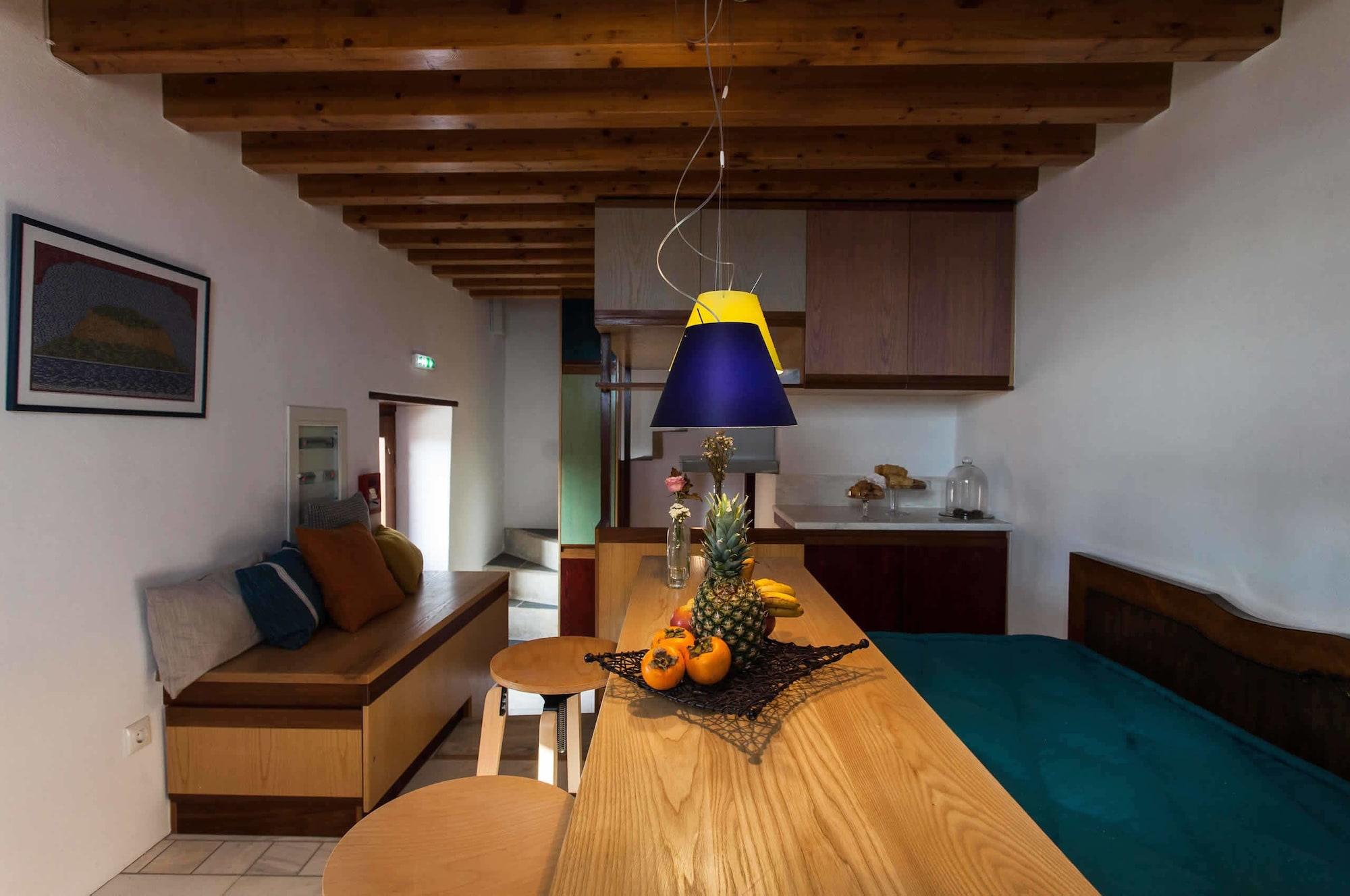 House In The Castle Apartment โมเน็มวาซี ภายนอก รูปภาพ