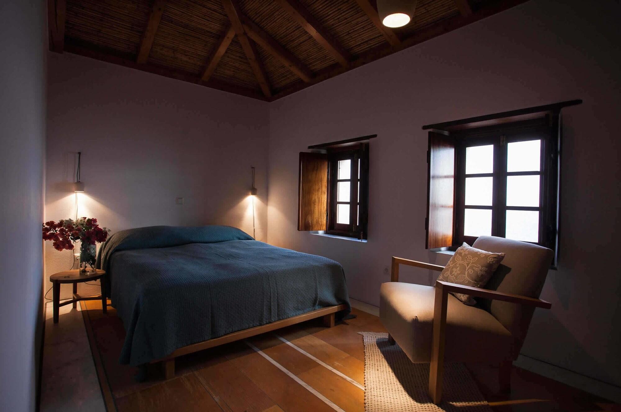 House In The Castle Apartment โมเน็มวาซี ภายนอก รูปภาพ